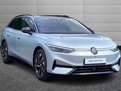 Scale silver Used 2025 VW ID.7 Pro Sedan | £40,695 (Fair price)