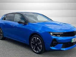 Blue Used 2023 Vauxhall Astra Ultimate Hatchback | £17,284 (Good price)