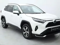 White Used 2024 Toyota RAV4 Hybrid Design SUV | £35,499 (Fair price)