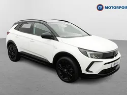 White Used 2022 Vauxhall Grandland X SRi SUV | £14,649 (Fair price)