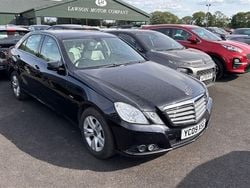 Black Used 2009 Mercedes E250 SE Sedan | £6,990 (A bit pricey)