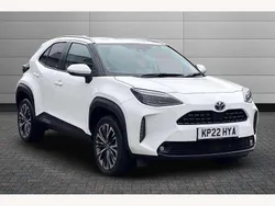 White Used 2022 Toyota Yaris Cross SUV | £21,501 (A bit pricey)