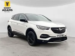 White Used 2021 Vauxhall Grandland X SRi SUV | £12,790 (Super price)