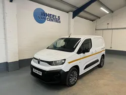 White Used 2024 Citroën Berlingo MPV | £15,490 (Fair price)