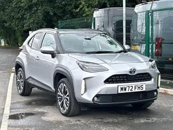 Silver Used 2022 Toyota Yaris Cross SUV | £23,046 (Fair price)