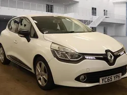 White Used 2015 Renault Clio IV Dynamique Hatchback | £4,325 (Fair price)