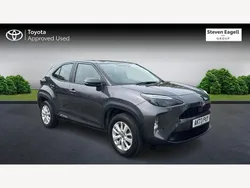 Grey Used 2023 Toyota Yaris Hybrid Hatchback | £18,099 (Expensive)