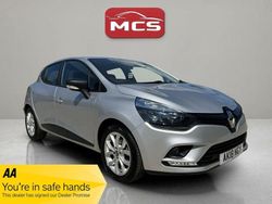 Silver Used 2018 Renault Clio IV Play Hatchback | £7,795 (Fair price)