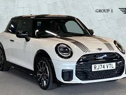 White Used 2024 Mini Cooper S Hatch Hatchback | £28,599 (Expensive)