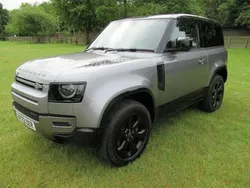 Used 2022 Land Rover Defender SE Dynamic SUV | £46,995 (Super price)