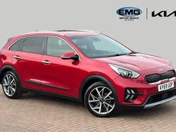 Red Used 2019 Kia Niro 3 SUV | £16,695 (Fair price)