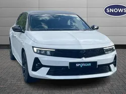 White Used 2024 Vauxhall Astra S Estate | £19,433 (Fair price)