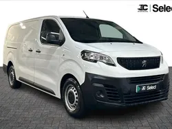 White Used 2022 Peugeot Expert Premium Van | £12,000 (Fair price)