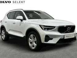 White Used 2023 Volvo XC40 Core SUV | £26,000 (Fair price)