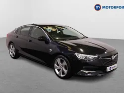 Black Used 2018 Vauxhall Insignia SRi Hatchback | £10,499 (Fair price)