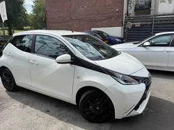 White Used 2016 Toyota Aygo X-play Hatchback | £5,150 (Fair price)