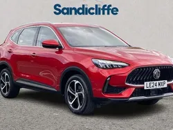 Tri coat dynamic red Used 2023 MG HS SE SUV | £16,970 (Fair price)