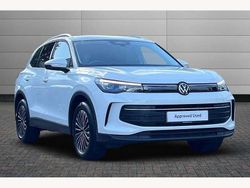 White Used 2025 VW Tiguan Match SUV | £31,495 (Expensive)