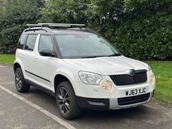White Used 2013 Skoda Yeti Adventure SUV | £5,724 (Fair price)