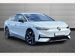 Glacier white Used 2024 VW ID.7 Pro Sedan | £30,991 (Good price)