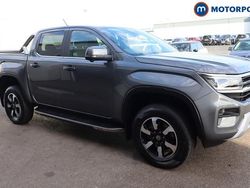 Used 2025 VW Amarok Style Pickup | £34,559 (Expensive)