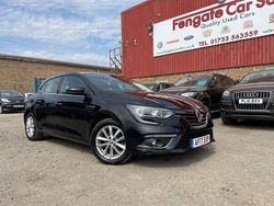 Black Used 2017 Renault Mégane IV Dynamique Hatchback | £5,750 (Good price)
