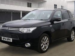 Black Used 2014 Mitsubishi Outlander P-HEV SUV | £7,400 (Fair price)