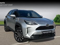 Silver Used 2025 Toyota Yaris Hybrid Design Estate | £23,251 (Super price)