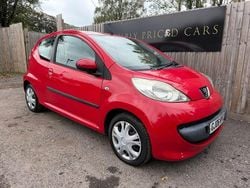 Red Used 2006 Peugeot 107 Hatchback | £989 (Fair price)
