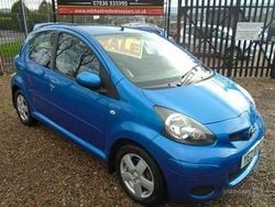 Blue Used 2009 Toyota Aygo Hatchback | £4,990 (Fair price)