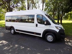 White Used 2021 Peugeot Boxer Van | £15,995 (Expensive)
