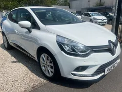 White Used 2018 Renault Clio IV Dynamique Hatchback | £10,000 (Fair price)
