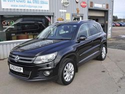 Black Used 2013 VW Tiguan Match SUV | £6,495 (Fair price)