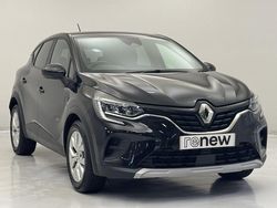 Metallic diamond black Used 2022 Renault Captur SUV | £12,225 (Super price)