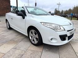 White Used 2010 Renault Mégane Cabriolet Dynamique Cabriolet | £4,490