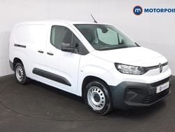 White New 2025 Citroën Berlingo MPV | £17,049 (Good price)
