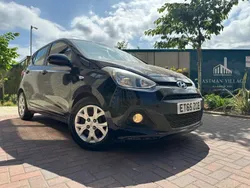 Black Used 2016 Hyundai i10 SE Hatchback | £3,995 (Super price)