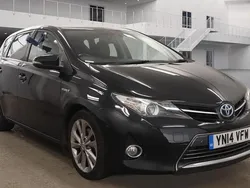 Used 2014 Toyota Auris Hybrid | £5,912 (Fair price)