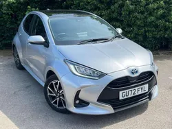 Silver Used 2022 Toyota Yaris Hybrid Design Hatchback | £17,999 (Fair price)