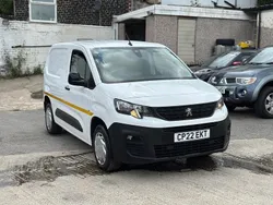 White Used 2022 Peugeot Partner MPV | £13,995 (Expensive)