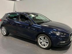 Blue Used 2022 Seat Leon SE Dynamic Hatchback | £14,498 (Fair price)
