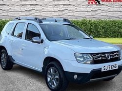 White Used 2017 Dacia Duster Lauréate SUV | £6,500 (Good price)