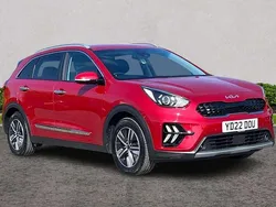 Red Used 2022 Kia Niro 3 SUV | £19,375 (Fair price)