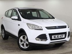 White Used 2016 Ford Kuga Zetec SUV | £6,975 (Good price)
