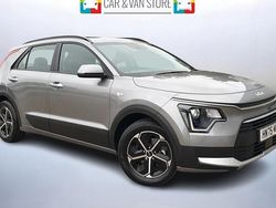New 2025 Kia Niro 2 SUV | £23,899 (Super price)