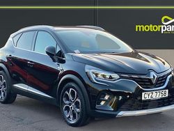 Black Used 2024 Renault Captur Techno SUV | £15,900 (Fair price)
