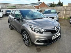 Grey Used 2019 Renault Captur Iconic SUV | £7,999 (Fair price)