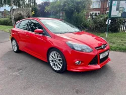 Red Used 2013 Ford Focus Zetec Hatchback | £2,590 (Good price)