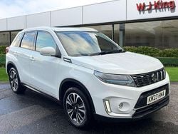 White Used 2023 Suzuki Vitara SZ5 SUV | £18,635 (Good price)