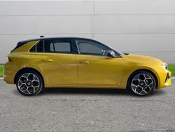 Yellow Used 2023 Vauxhall Astra Ultimate Hatchback | £22,959 (Expensive)
